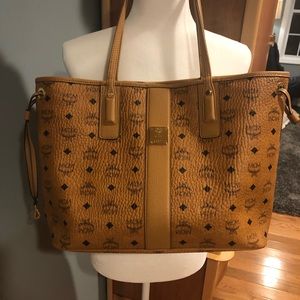 New MCM Medium Reversible Liz Shopper Tote Cognac